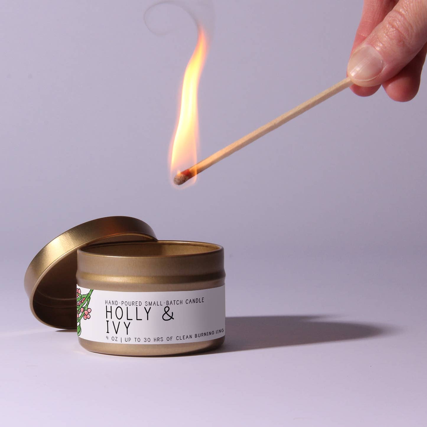 Just Bee Cosmetics - Holly & Ivy - Just Bee Candles: 7 oz (up to 40 hrs of clean burning)