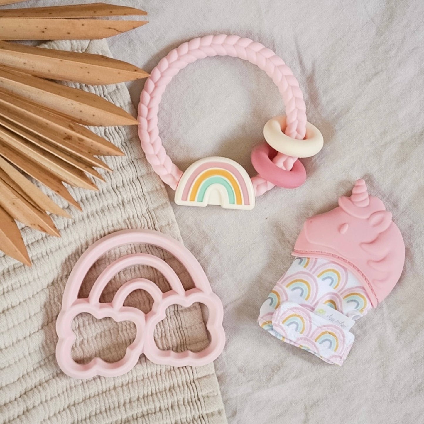 Itzy Ritzy - Itzy Mitt™ Silicone Teething Mitts: Bunny
